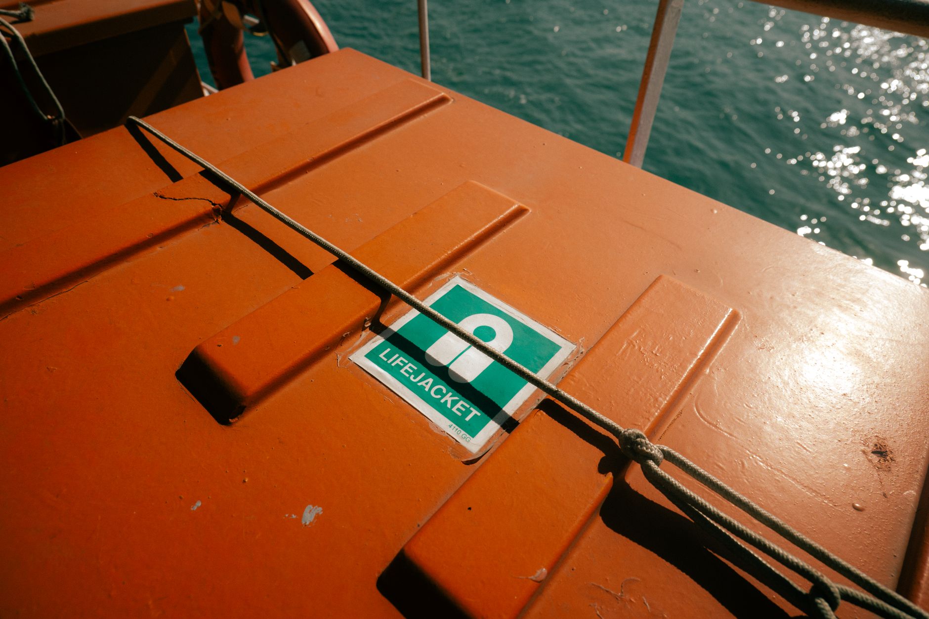 emergency water storage image